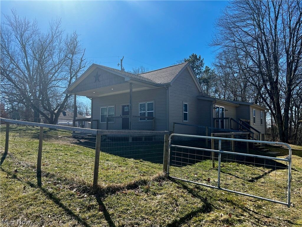 Property Photo:  16972 State Route 45  OH 43968 