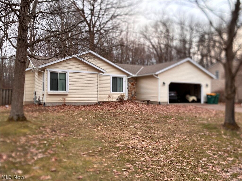 Property Photo:  9136 Richards Drive  OH 44060 