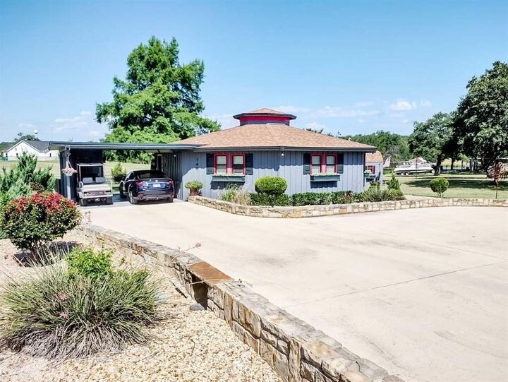 Property Photo: 149 Bay Roc Lane TX 76426