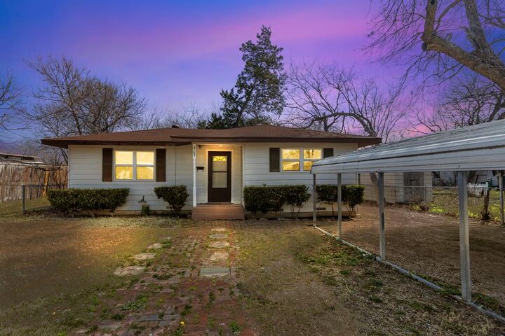 Property Photo:  405 Kincaide Street  TX 75069 