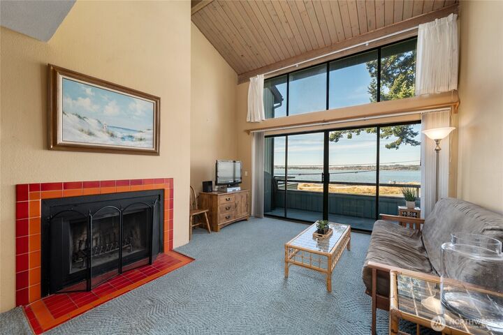 Property Photo: 7806 Birch Bay Drive 104 WA 98230