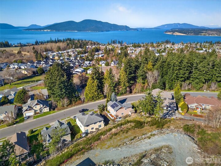 Property Photo: 2307 Antone Way WA 98221