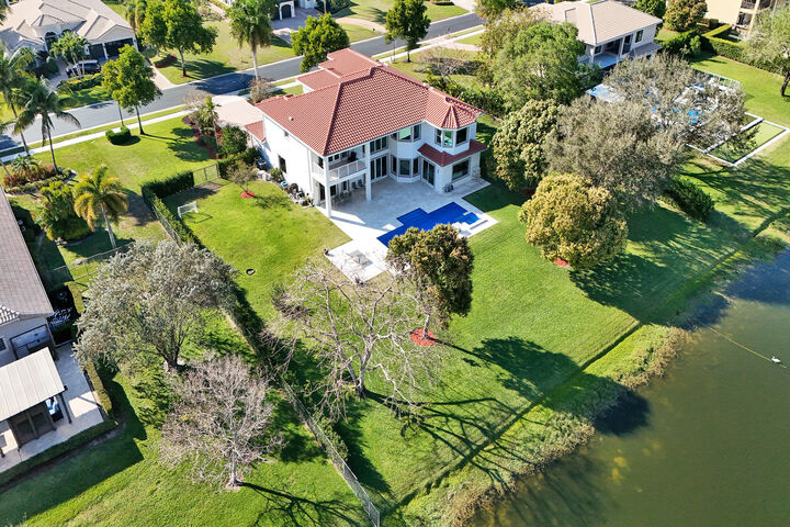 Property Photo:  2846 Juniper Lane  FL 33330 