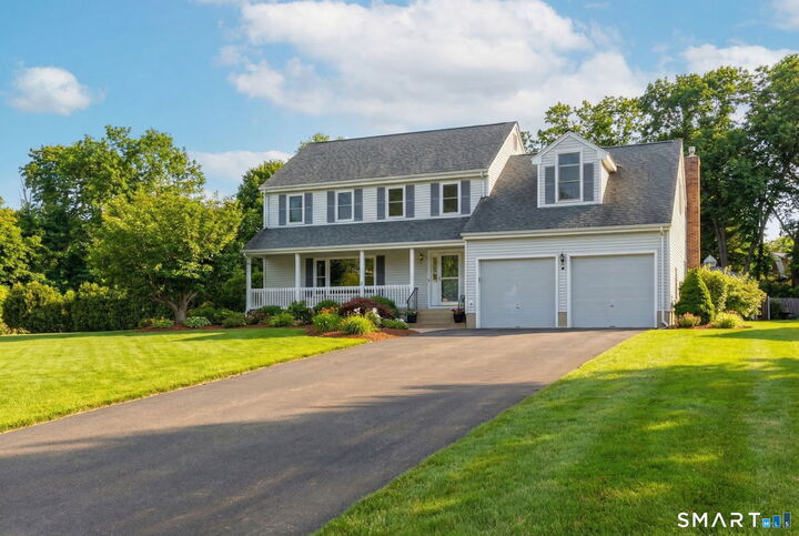 Property Photo:  11 Settlers Way  CT 06029 