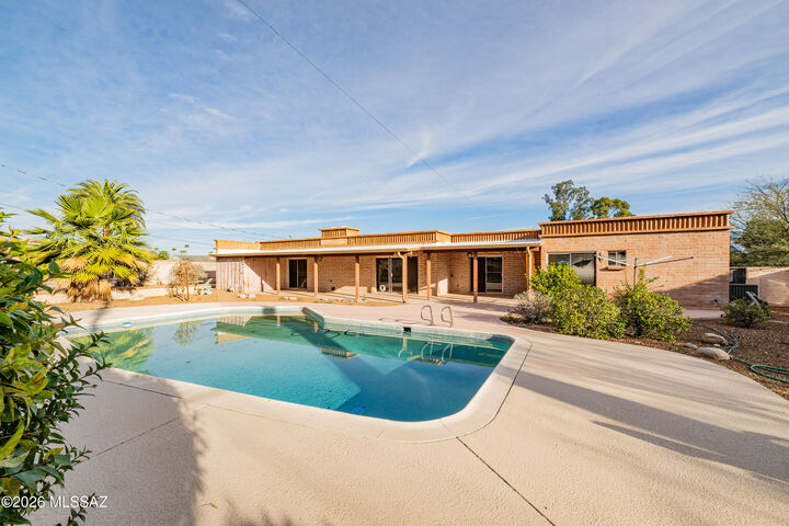 Property Photo:  3310 E 4th Street  AZ 85716 