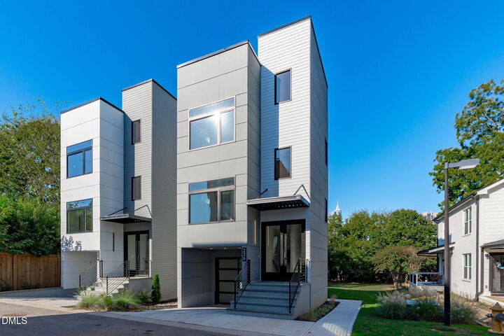 Property Photo:  226 Woodsborough Place  NC 27601 