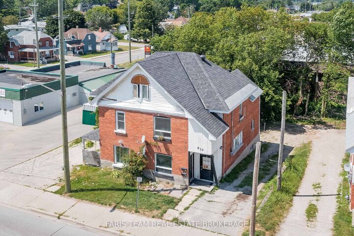 612 Bay Street — photo 1