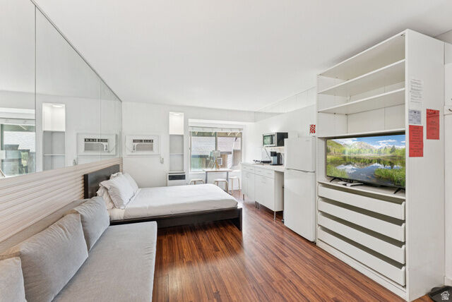 Property Photo:  2015 Prospector Ave 129  UT 84060 