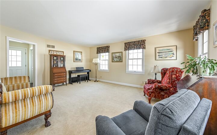 Property Photo: 656 Bairdford Rd PA 15044