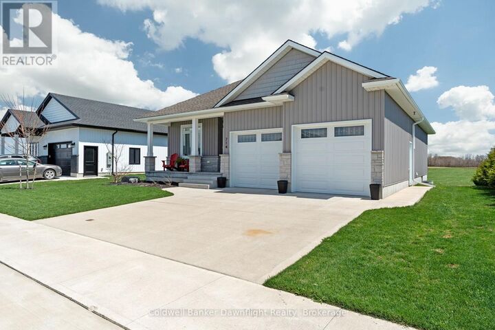 Property Photo: 714 Gloria Street ON N0M 1H0