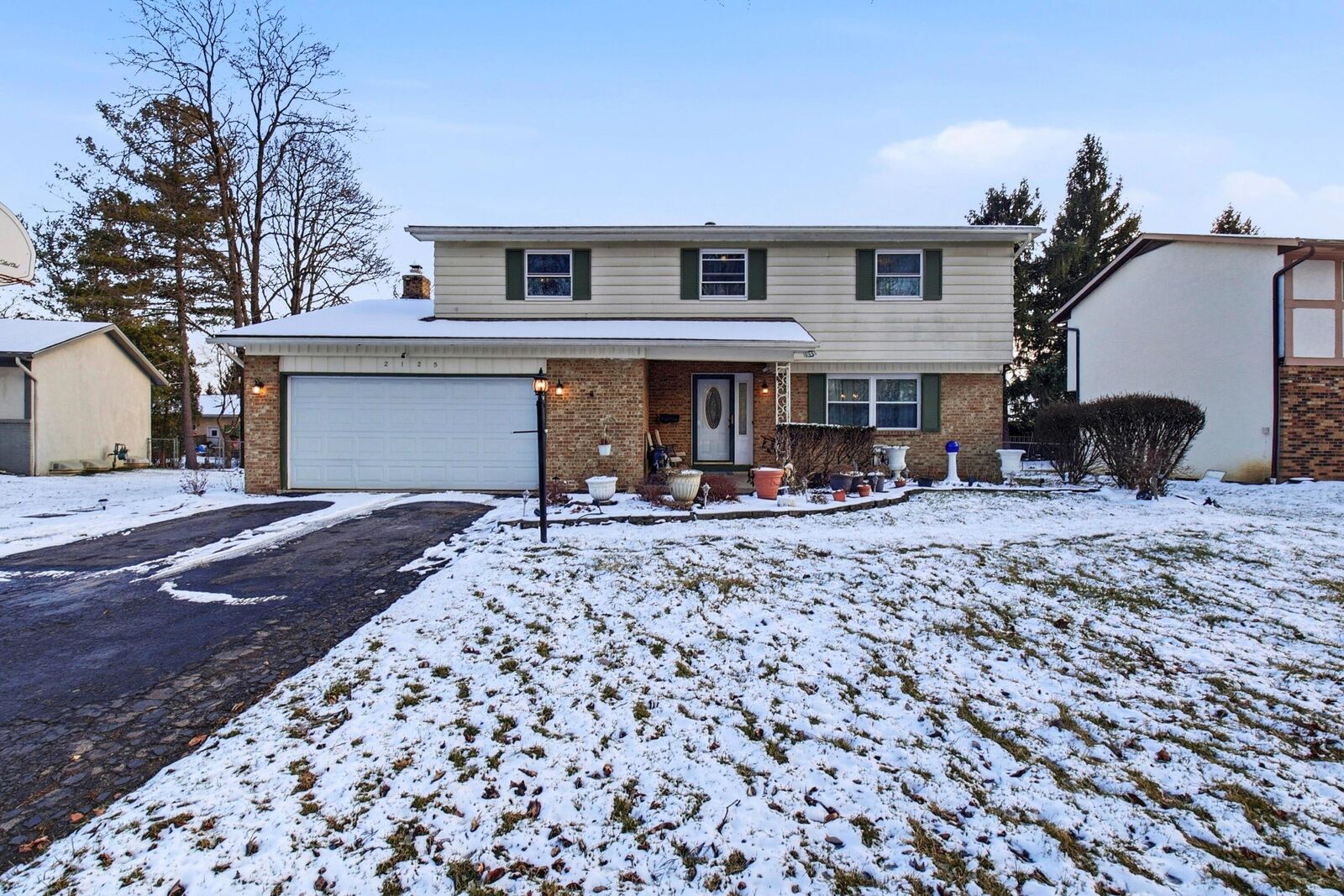 Property Photo:  2125 Keltonshire Avenue  OH 43229 