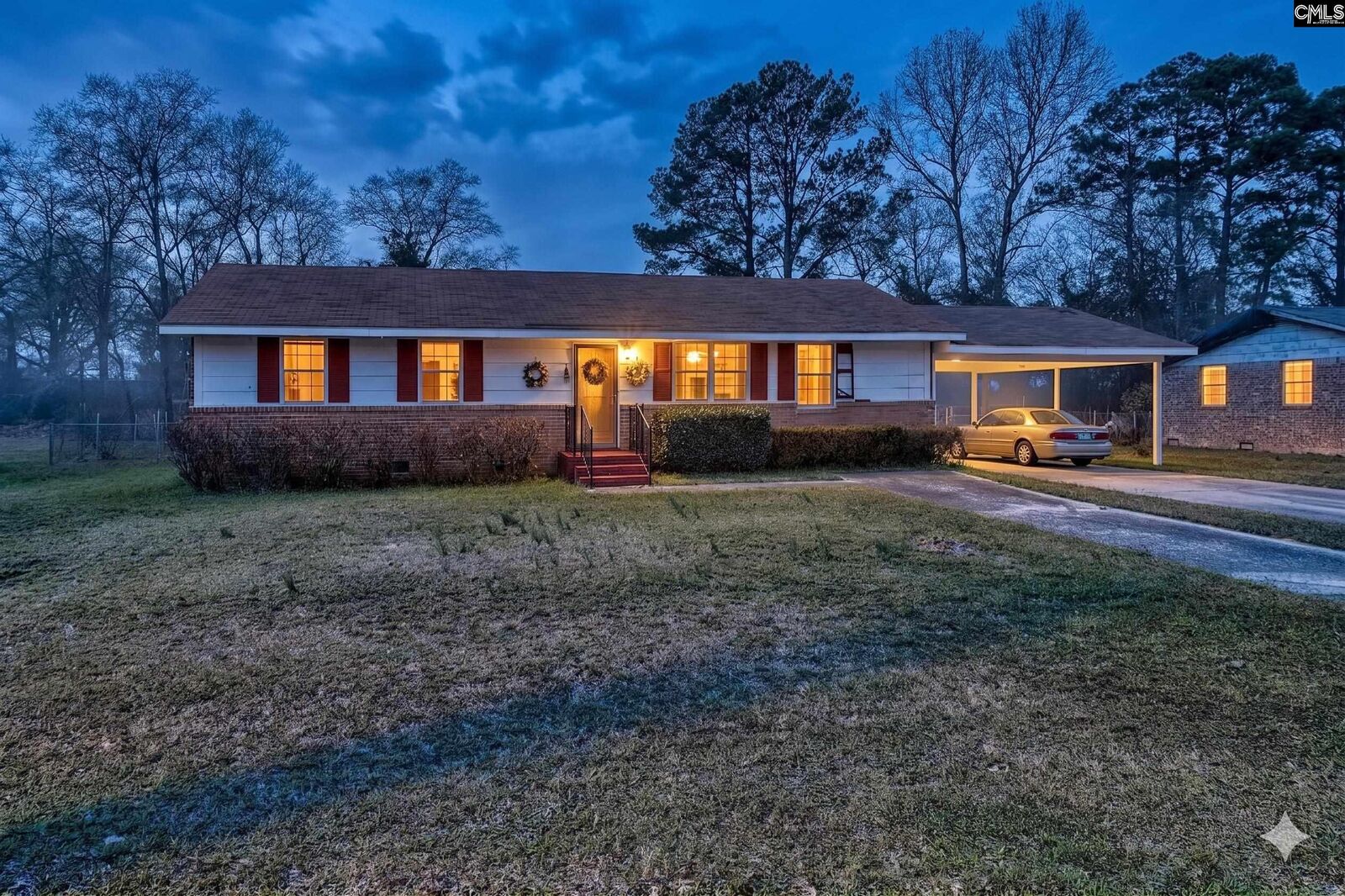 Property Photo:  211 Woodvine  SC 29072 