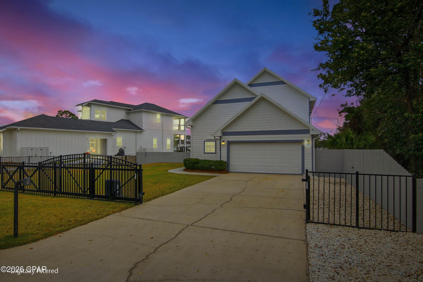 Property Photo:  6906 S Lagoon Drive  FL 32408 