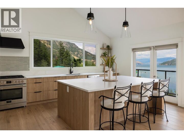 Property Photo:  16904 Gatzke Road  BC V4V 2J1 