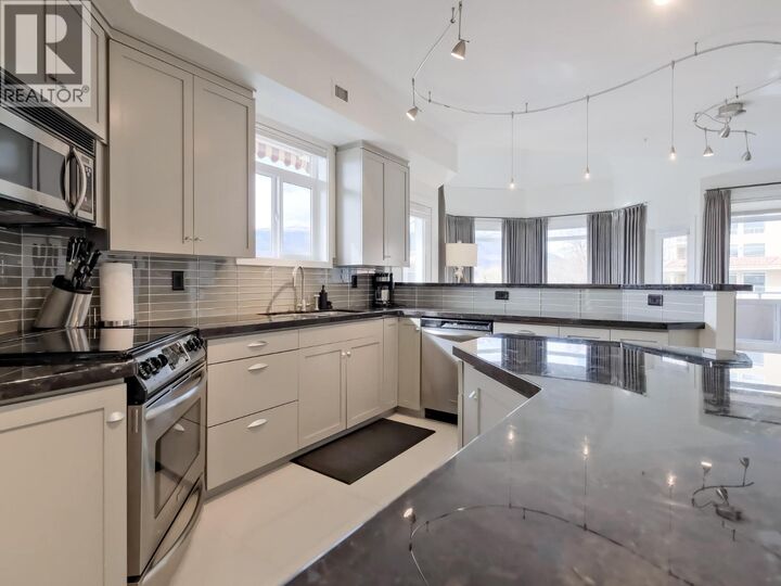 Property Photo: 1088 Sunset Drive 221 BC V1Y 9W1