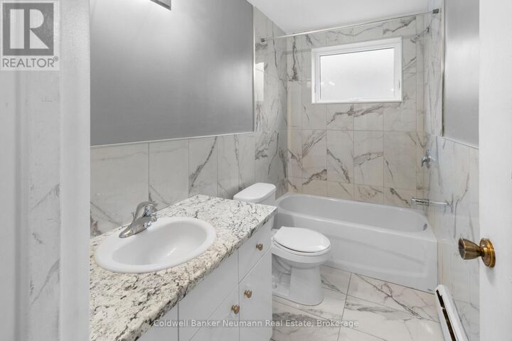 Property Photo: 8 Delaware Avenue 1 ON N1E 3V4