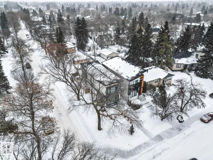 Property Photo: 11123 70 Avenue NW AB T6H 2G9