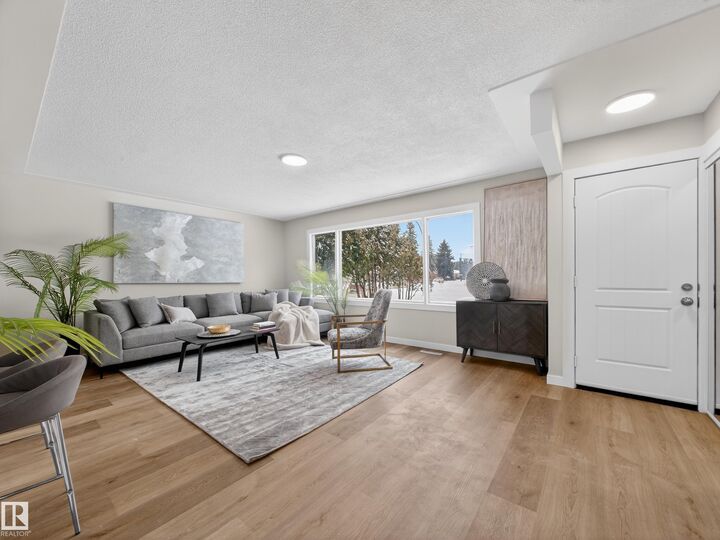 Property Photo:  4841 114 Avenue NW  AB T5W 0T7 