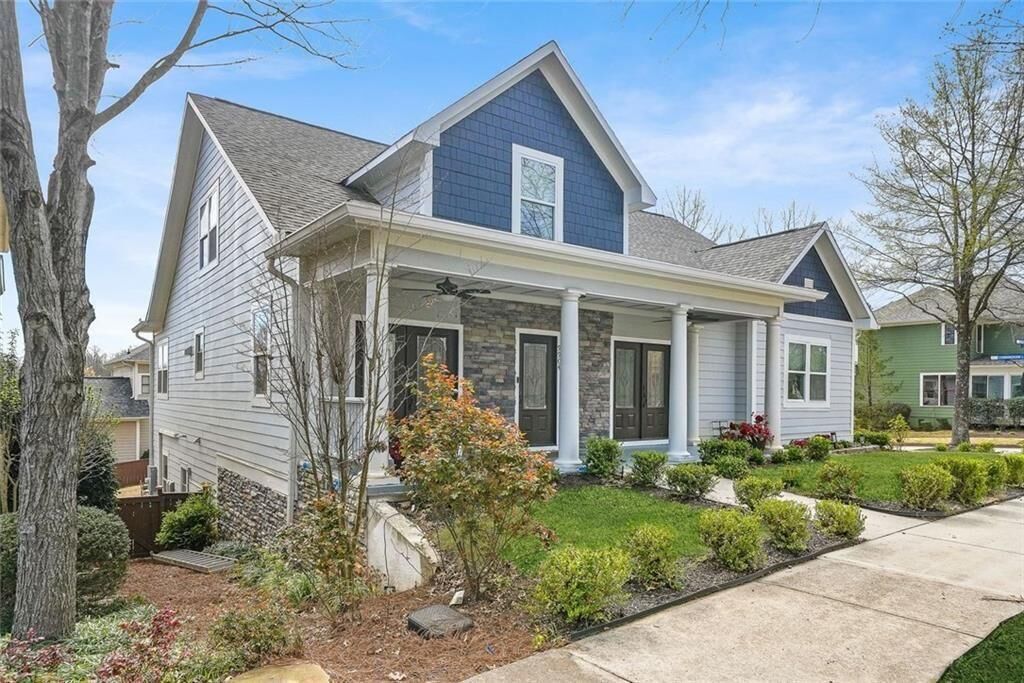 Property Photo:  9904 Ashford Green Way  GA 30135 