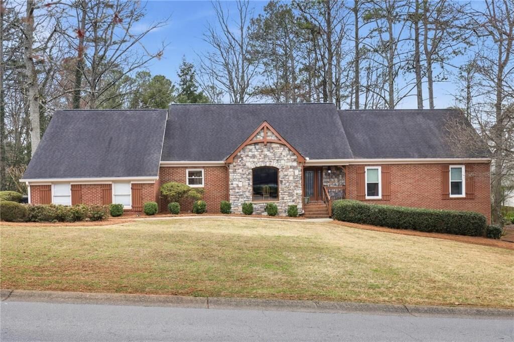 Property Photo:  903 Chestnut Hill Road SW  GA 30064 