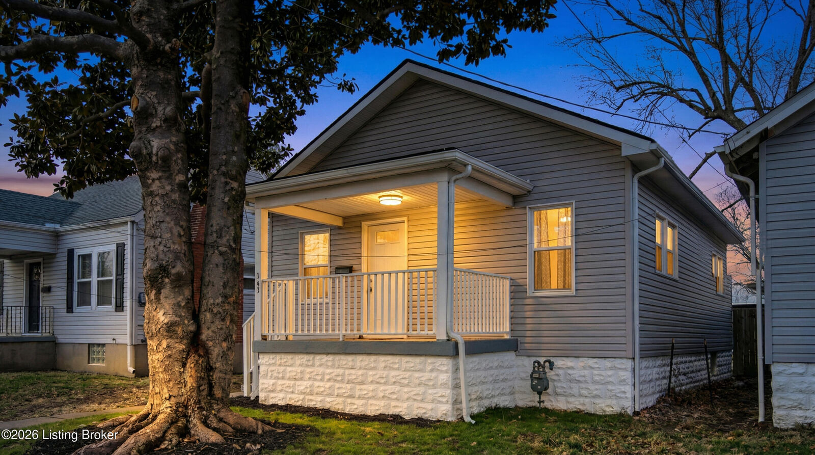 Property Photo:  621 Beecher St  KY 40215 