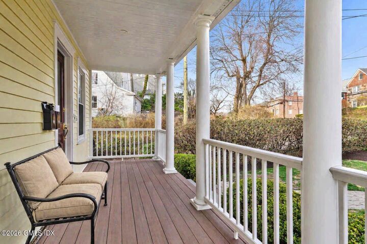 Property Photo:  36 Locust Street 2  CT 06830 