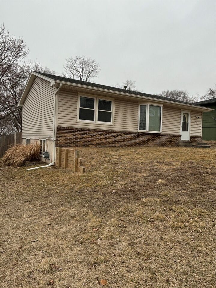 Property Photo: 120 E 36th Street IA 50317