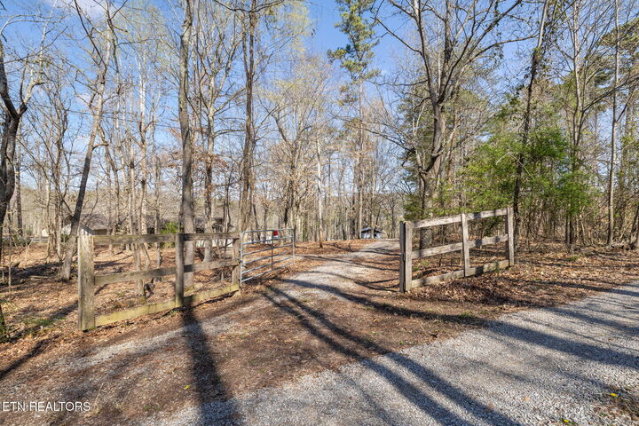 Property Photo: 3798 Lakeland Drive TN 37772