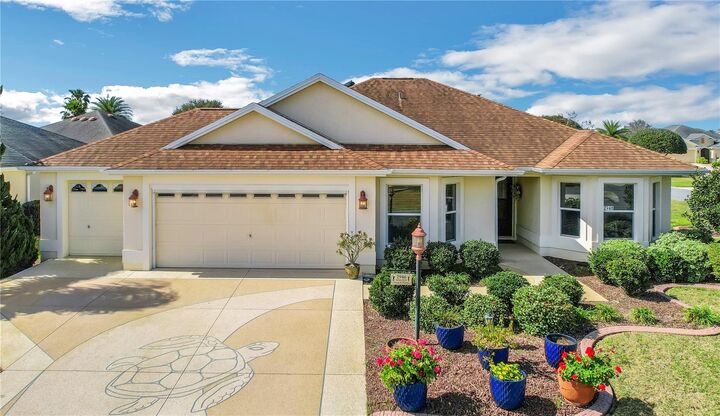 Property Photo:  2946 Duke Terrace  FL 32163 