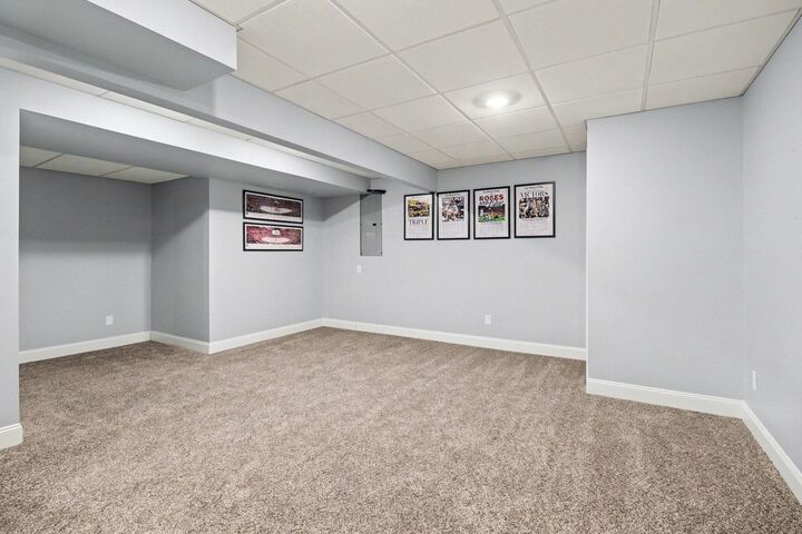 Property Photo:  1854 Tall Oaks Drive W  MI 49431 