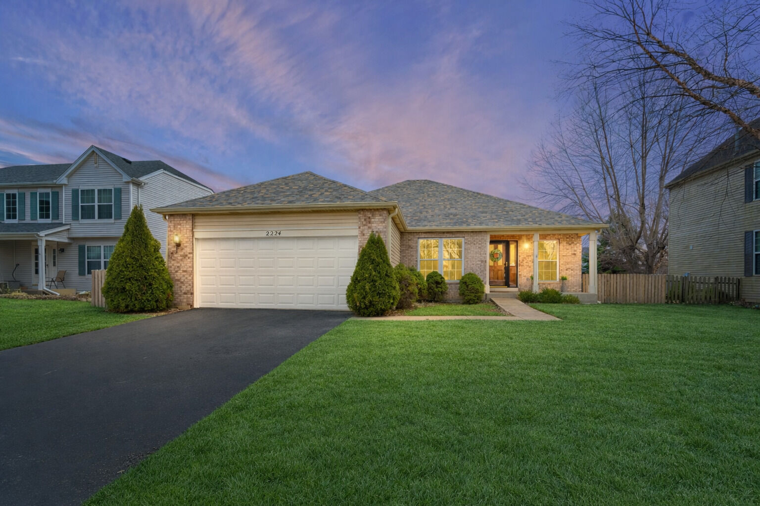 Property Photo:  2224 Ashby Lane  IL 60586 