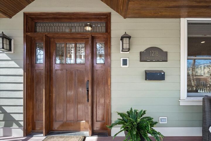 Property Photo:  1218 Elmwood Avenue  IL 60202 