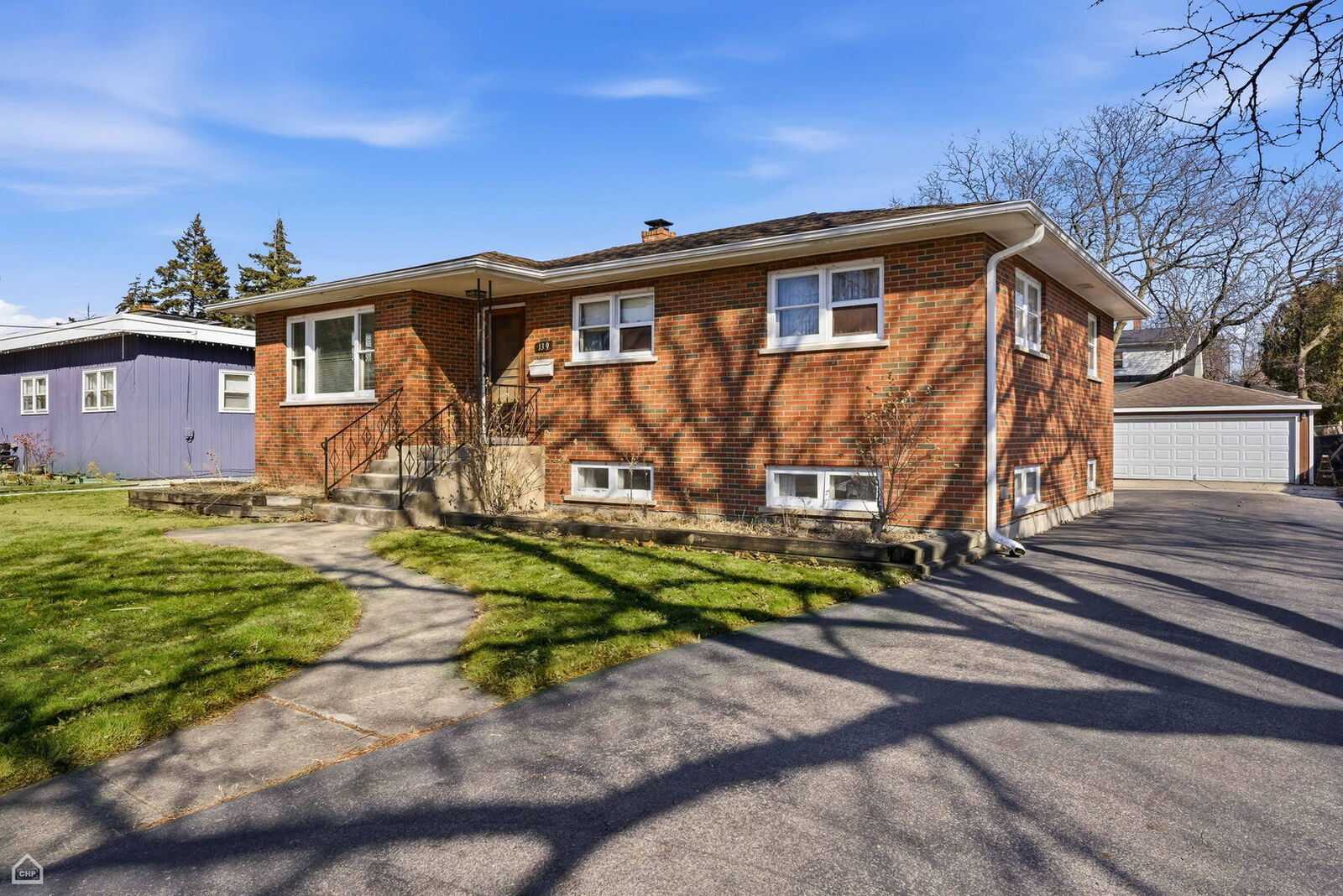 Property Photo:  139 S 2nd Avenue  IL 60148 