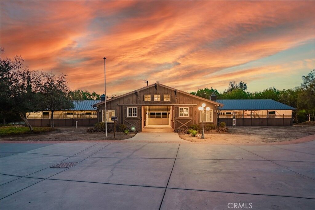Property Photo:  38831 Pauba  CA 92592 