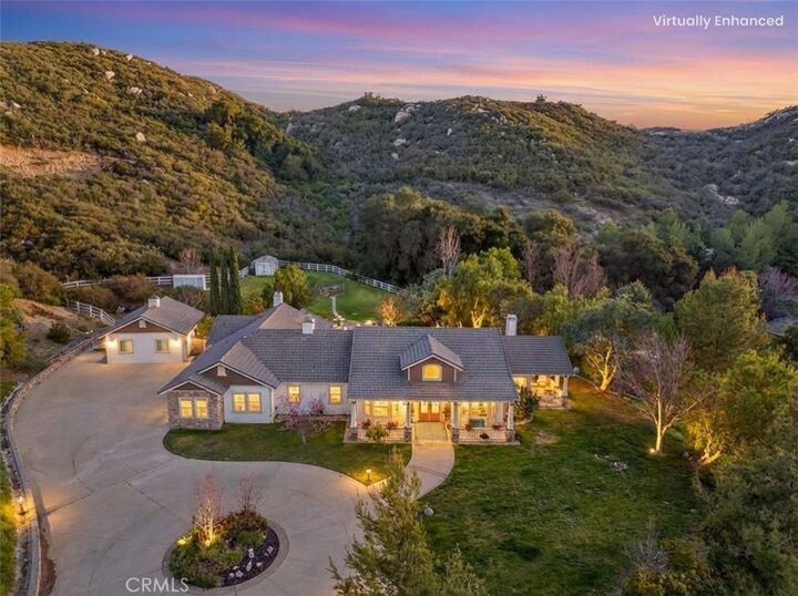 Property Photo:  41275 Hacienda  CA 92562 