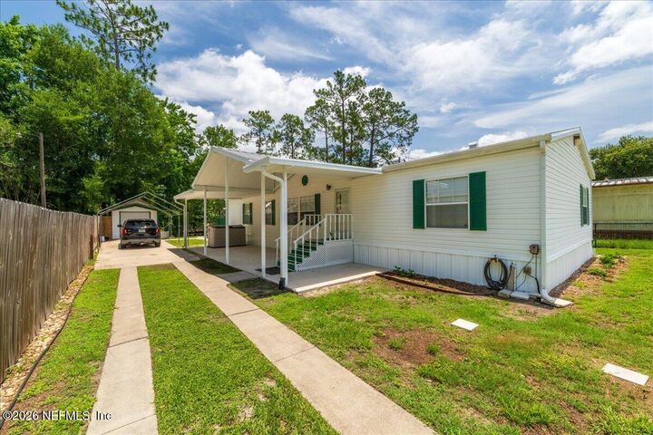 Property Photo: 120 Waterway Avenue FL 32189
