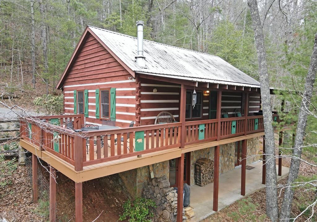 Property Photo:  206 Misty Hollow  GA 30513 