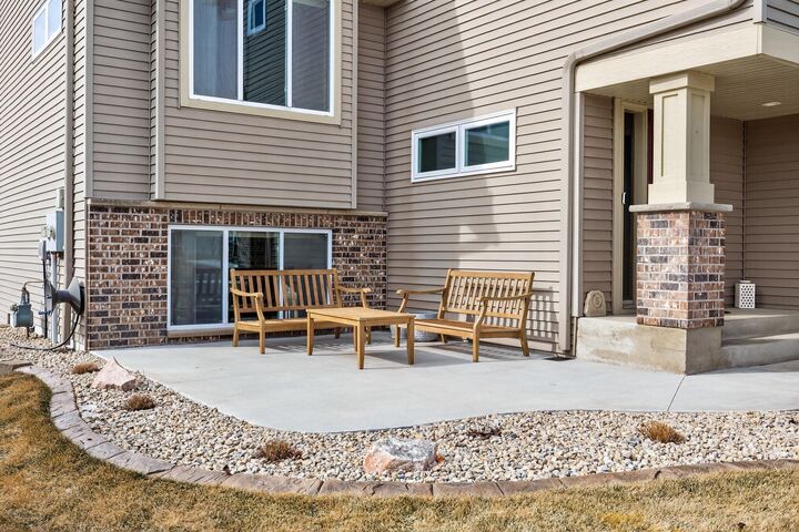 Property Photo:  1006 Mallard Avenue  MN 55352 