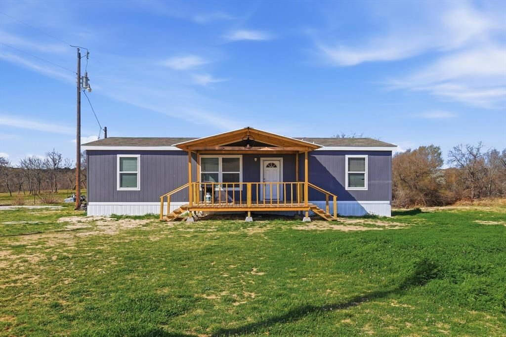 Property Photo:  7553 Hutcheson Hill Road  TX 76082 