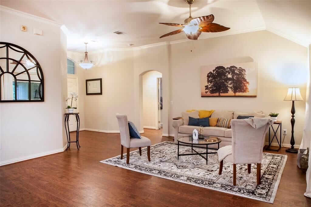 Property Photo: 9604 Pinewood Drive TX 76207