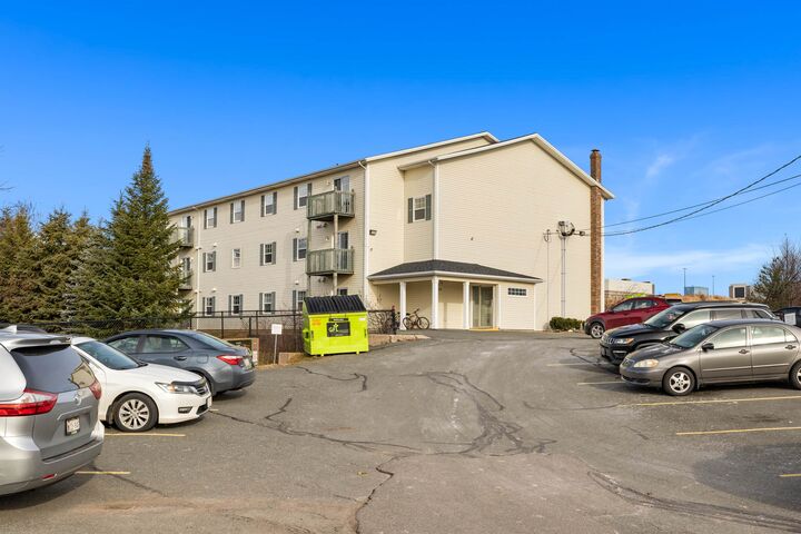 Property Photo: 49 Burns Avenue 201 PE C1E 0B9