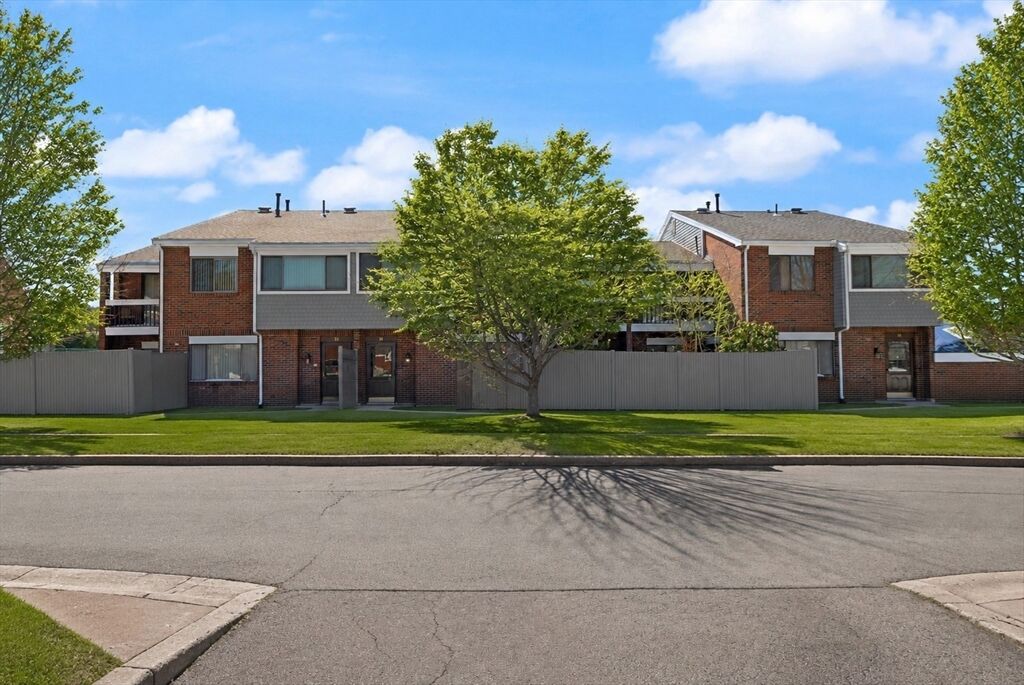 Property Photo:  34 Rosewood Dr 34  MA 02072 