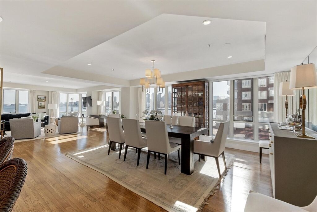 Property Photo:  197 Eighth St 307  MA 02129 