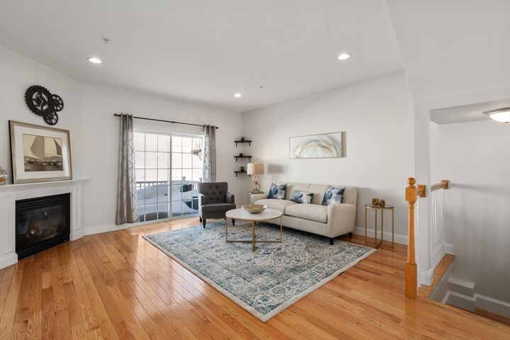 Property Photo:  15 Dunia Lane 15  MA 01532 