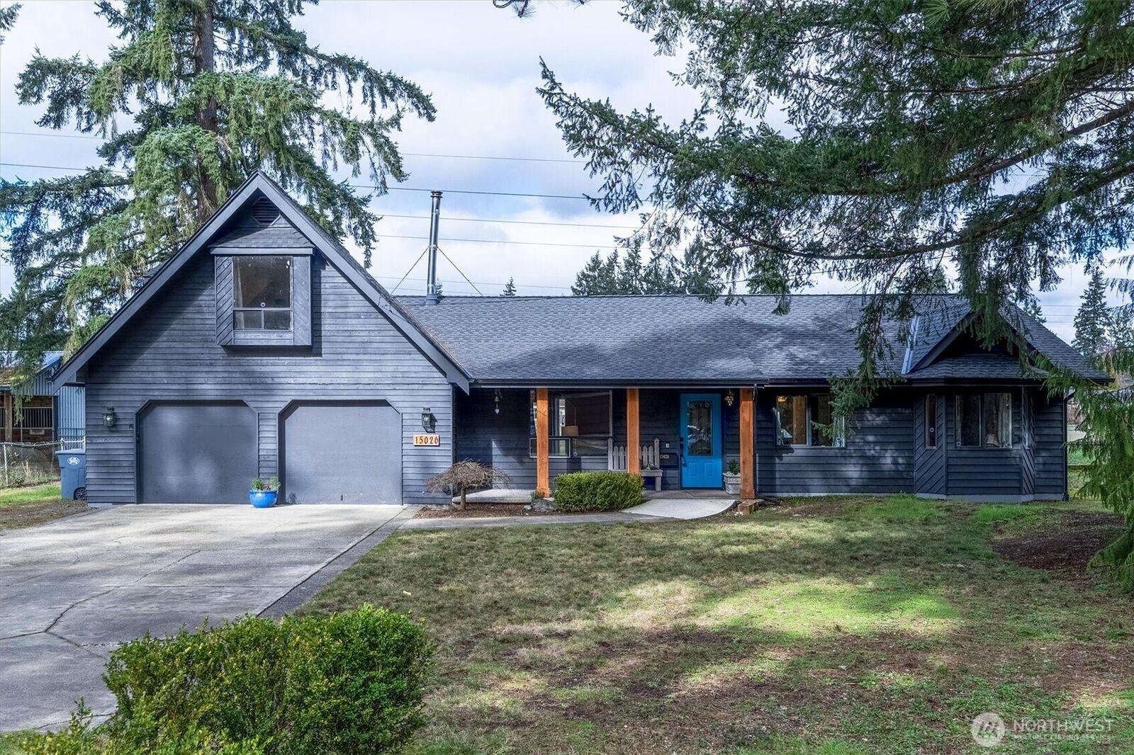 Property Photo: 15026 74th Avenue E WA 98375
