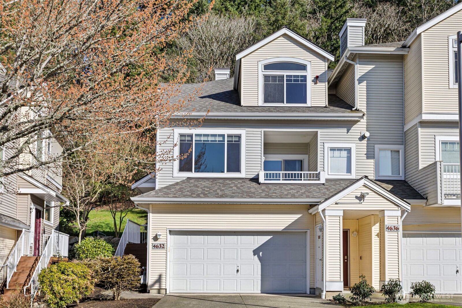 Property Photo: 4632 Morris Avenue S 4632 WA 98055