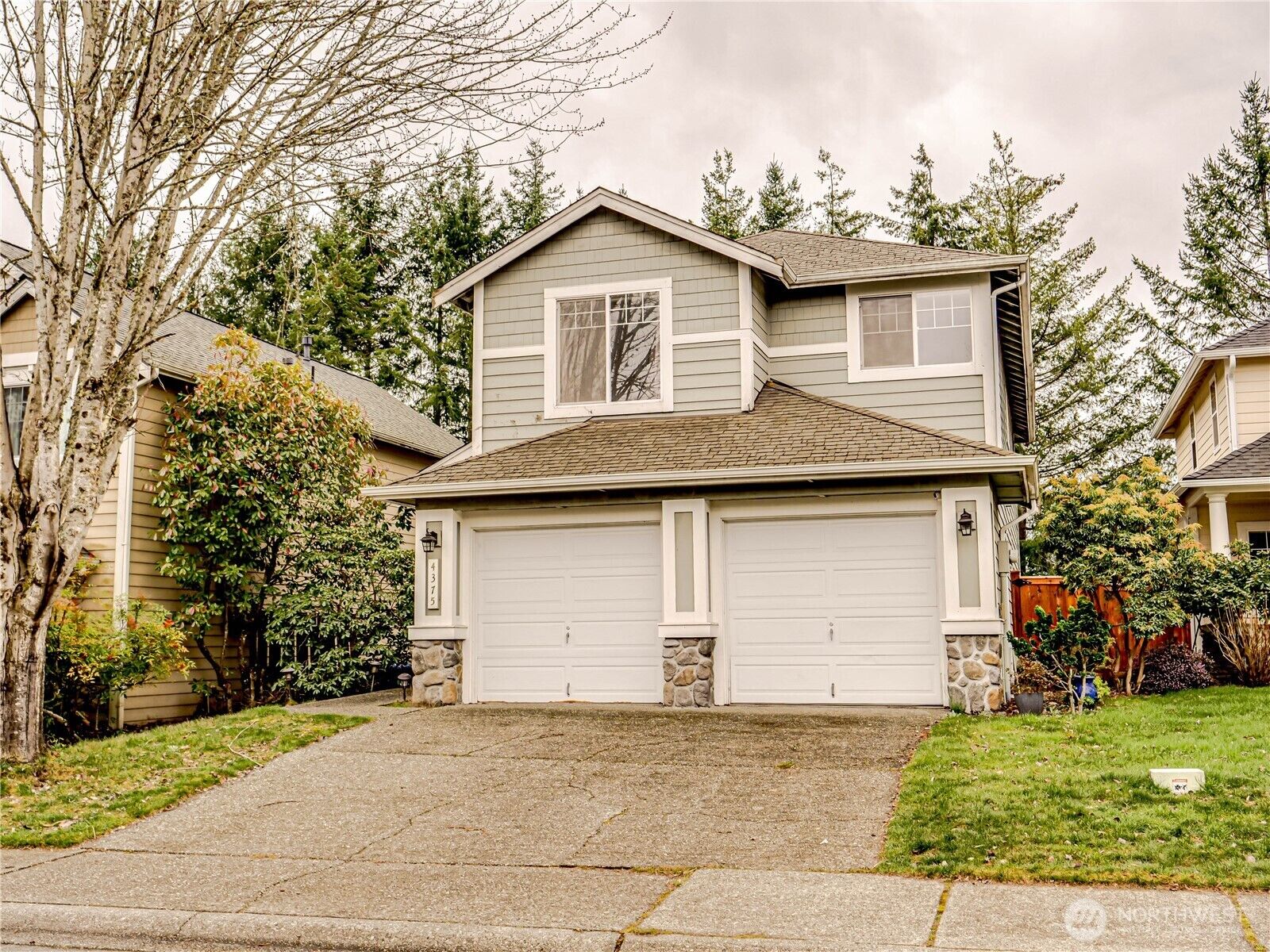 Property Photo:  4375  249th Avenue SE  WA 98029 