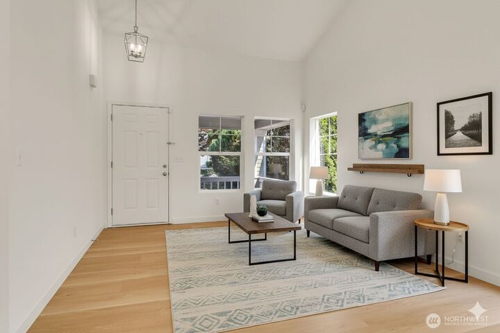 Property Photo: 24241 SE 10th Place WA 98075