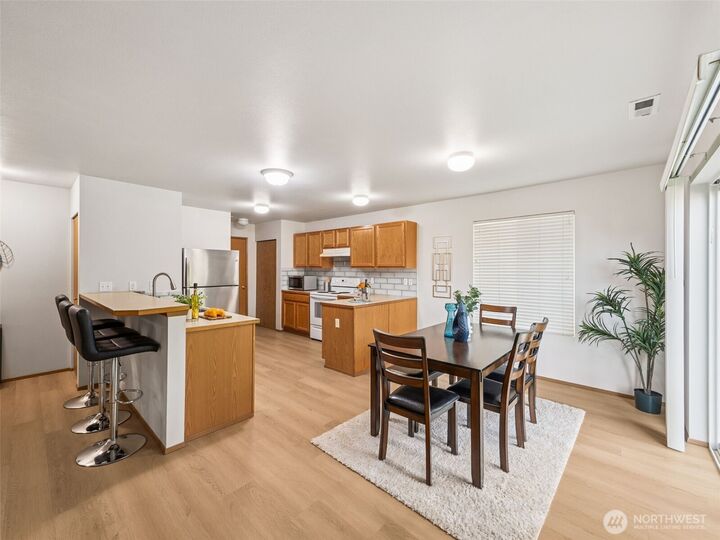 Property Photo:  23712 SE 243rd Place  WA 98038 