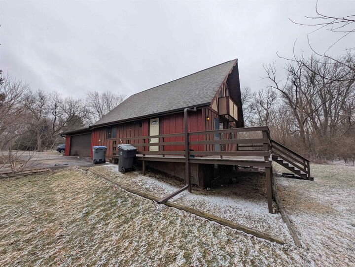 Property Photo:  404 NE Atlantic Drive  IL 61065 